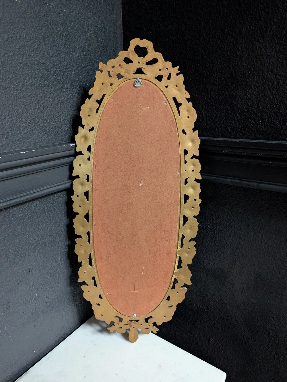 Vintage Syroco Gold Roses & Bow Detail Oval frame Accent Wall Mirror 25